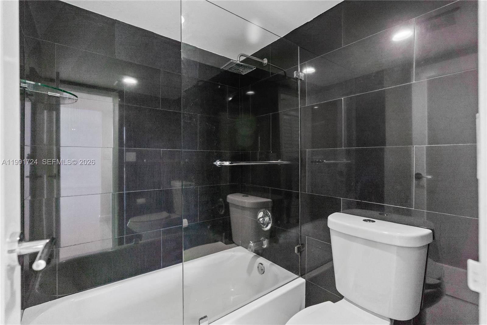 Photo of 3675 Country Club Dr  #1501, Aventura, Florida, 33180 - 