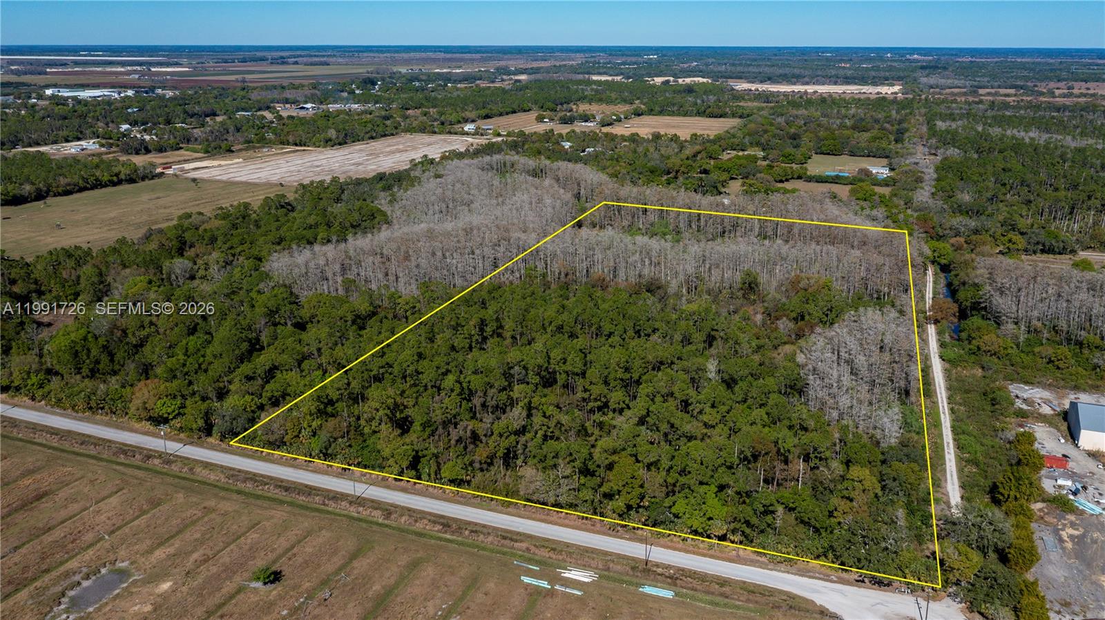   /   sq. ft. $ 2026-03-30 0 foto