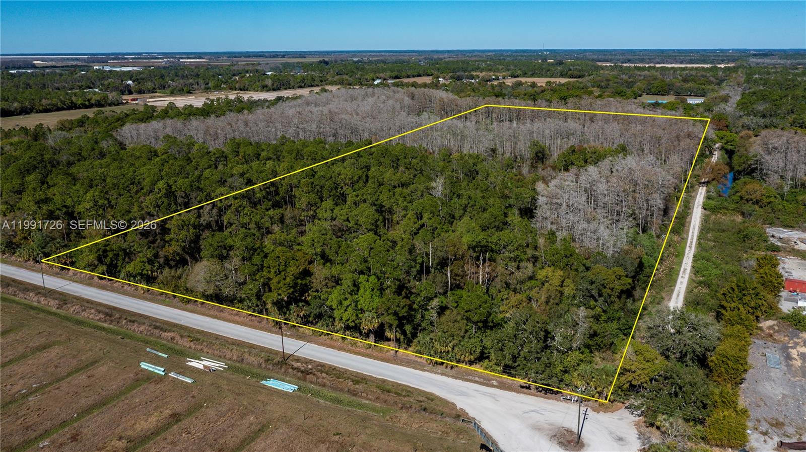   /   sq. ft. $ 2026-03-30 0 foto