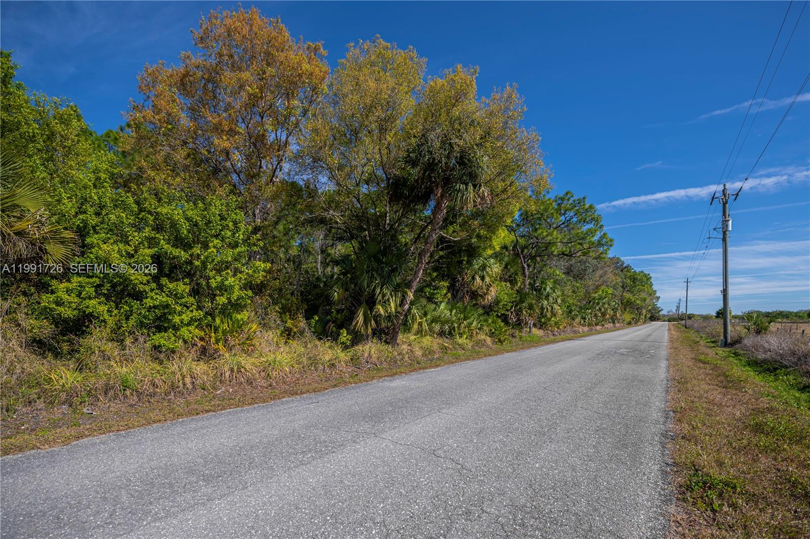   /   sq. ft. $ 2026-03-30 0 foto