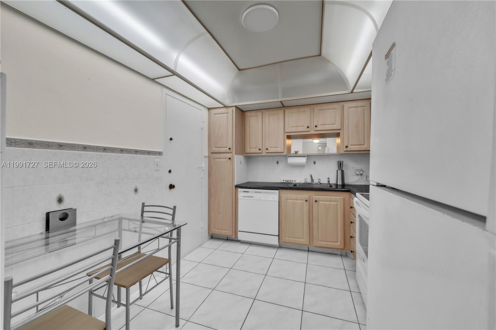 Photo of 3800 Ocean Dr  #618, Hollywood, Florida, 33019 - 