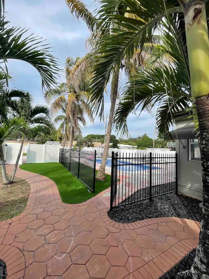   /  3603 sq. ft. $ 2026-03-30 0 foto