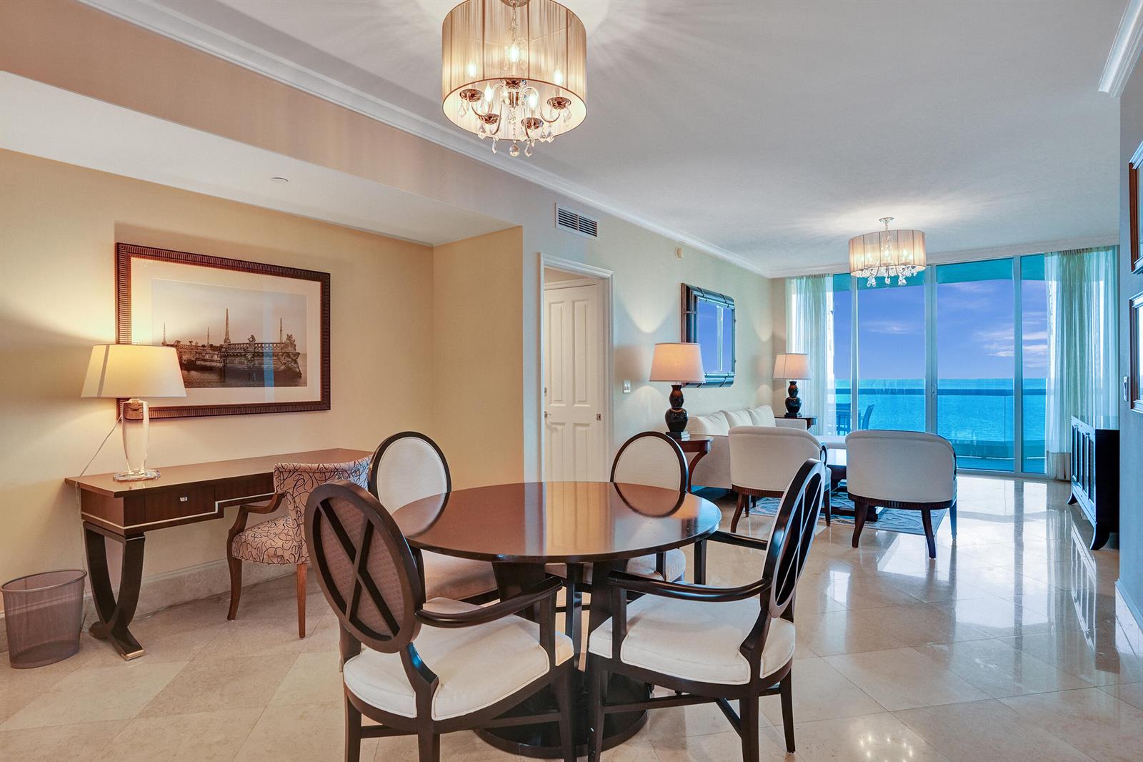 See details 3103 3 / 3 2031 sq. ft. $ 2026-05-12 0 Photo