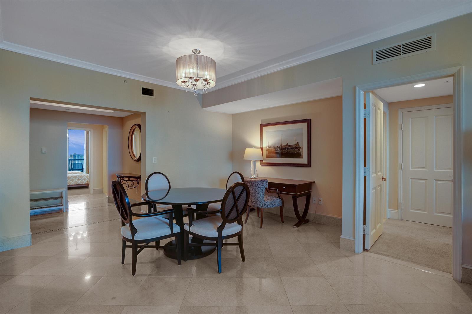See details 3103 3 / 3 2031 sq. ft. $ 2026-05-12 0 Photo