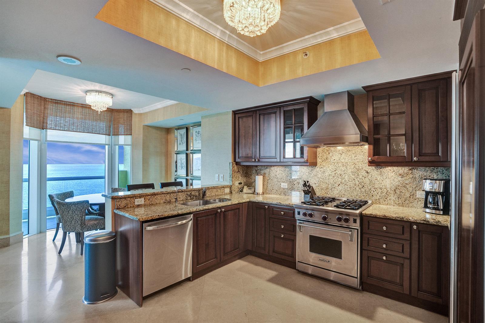See details 3103 3 / 3 2031 sq. ft. $ 2026-05-12 0 Photo