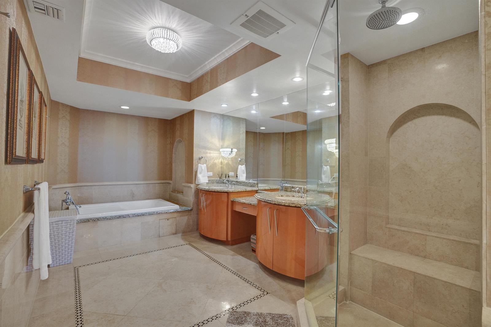 See details 3103 3 / 3 2031 sq. ft. $ 2026-05-12 0 Photo