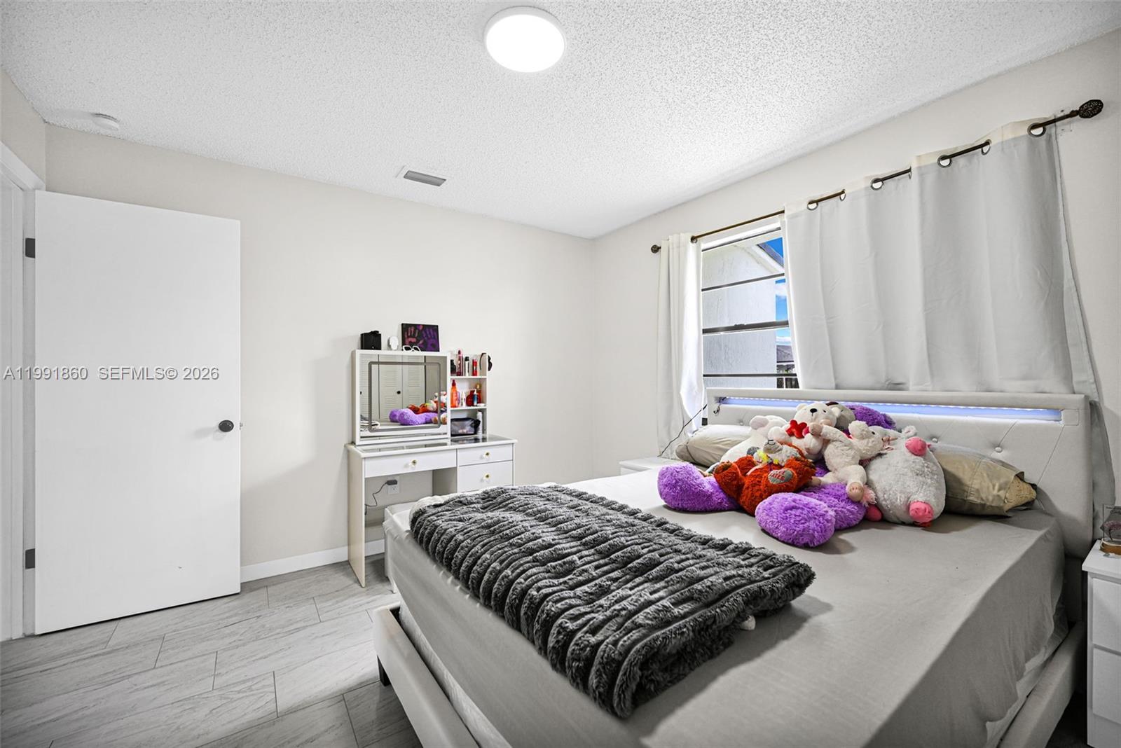   /  1944 sq. ft. $ 2026-03-30 0 Photo