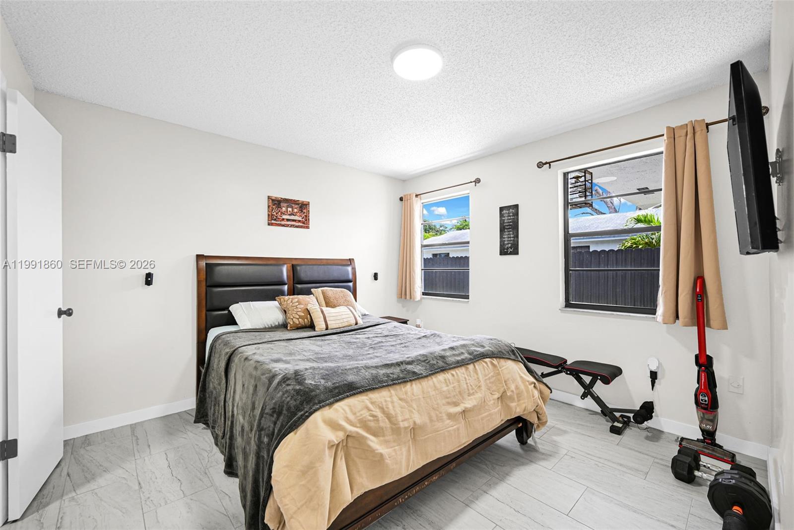   /  1944 sq. ft. $ 2026-03-30 0 Photo