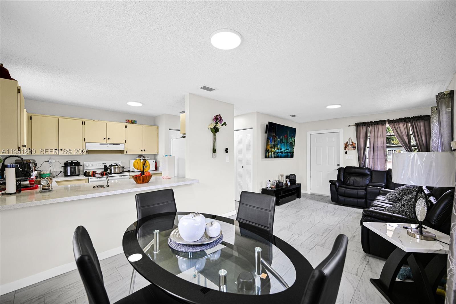  /  1944 sq. ft. $ 2026-03-30 0 Photo