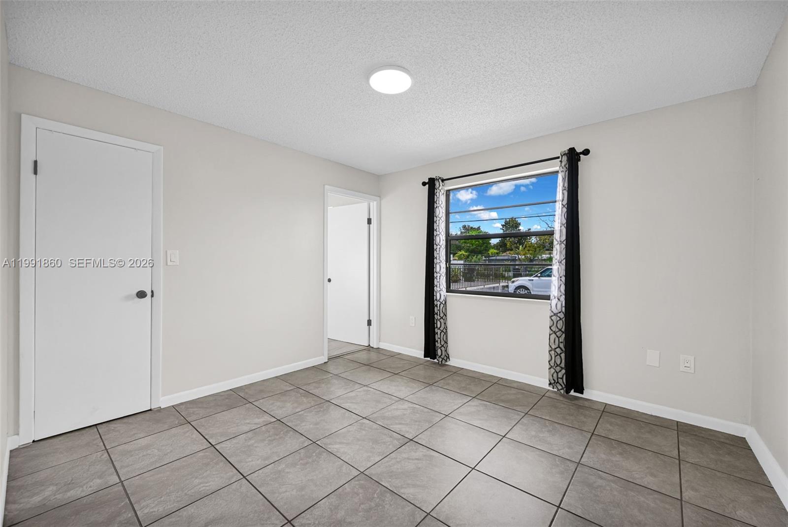   /  1944 sq. ft. $ 2026-03-30 0 Photo