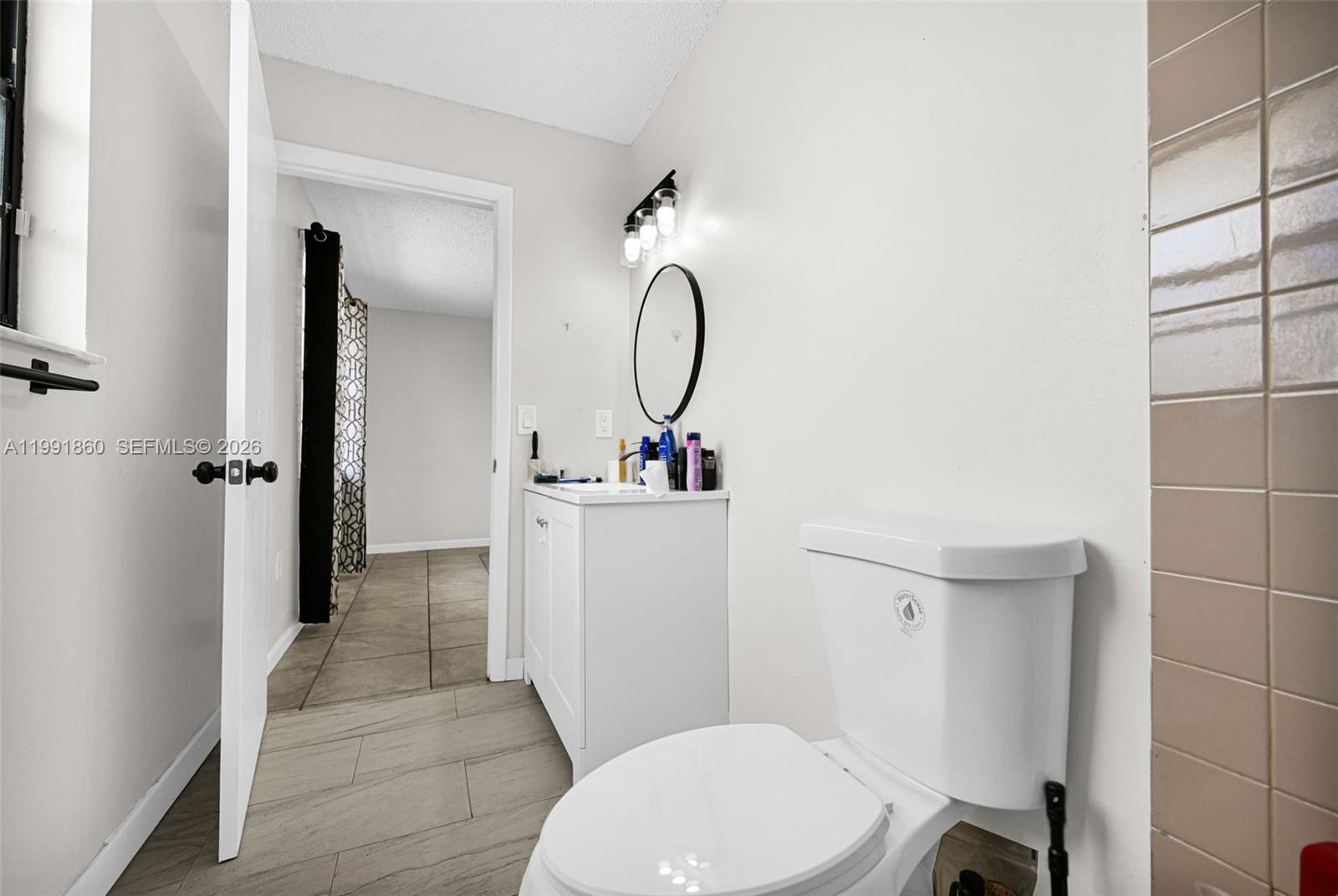   /  1944 sq. ft. $ 2026-03-30 0 Photo