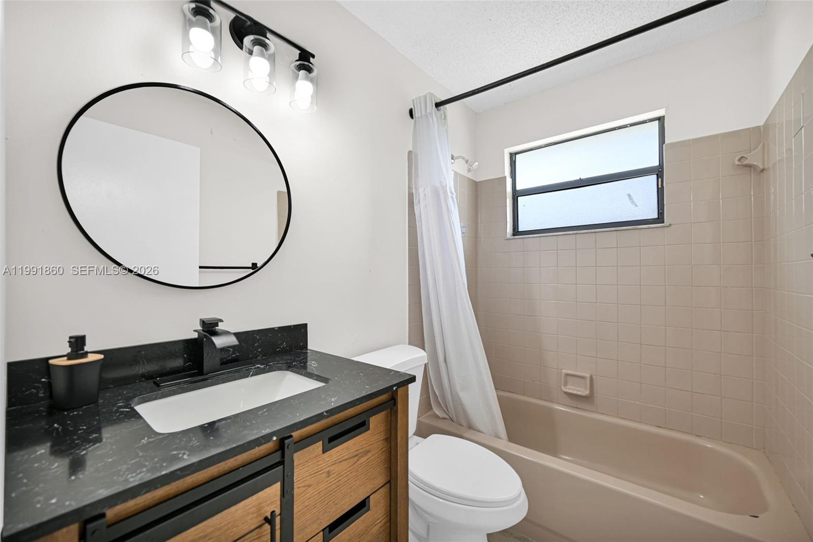   /  1944 sq. ft. $ 2026-03-30 0 Photo