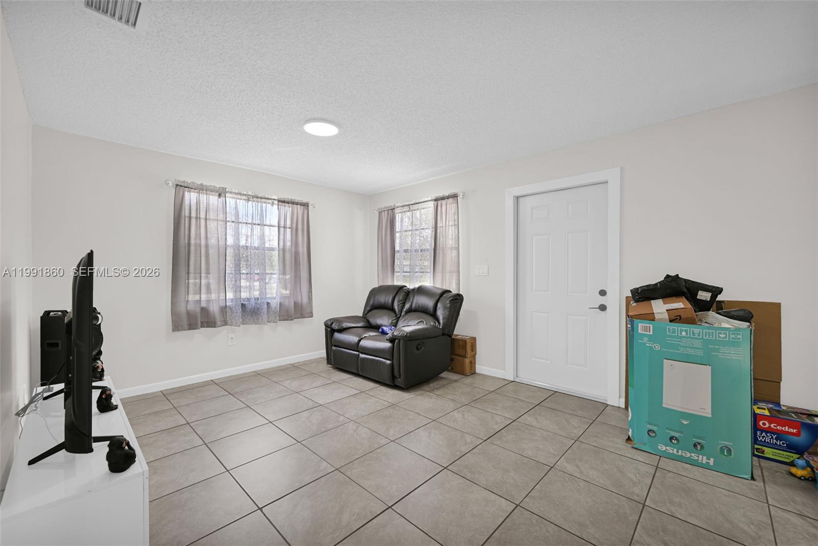   /  1944 sq. ft. $ 2026-03-30 0 Photo
