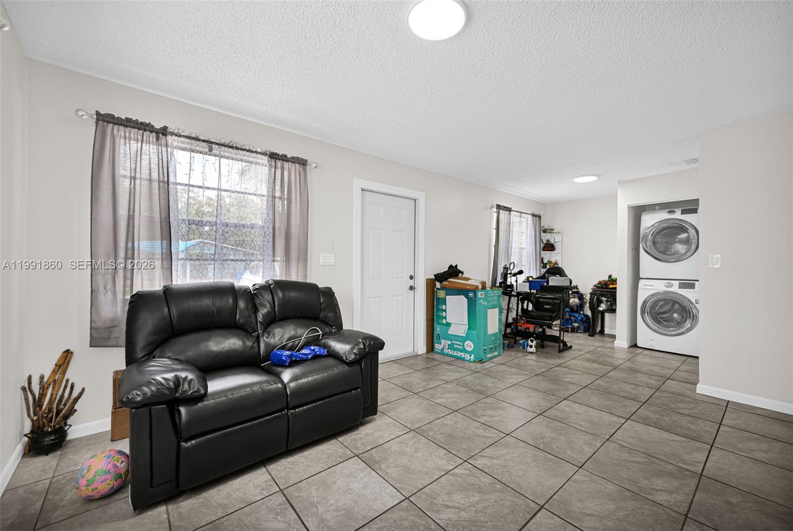   /  1944 sq. ft. $ 2026-03-30 0 Photo
