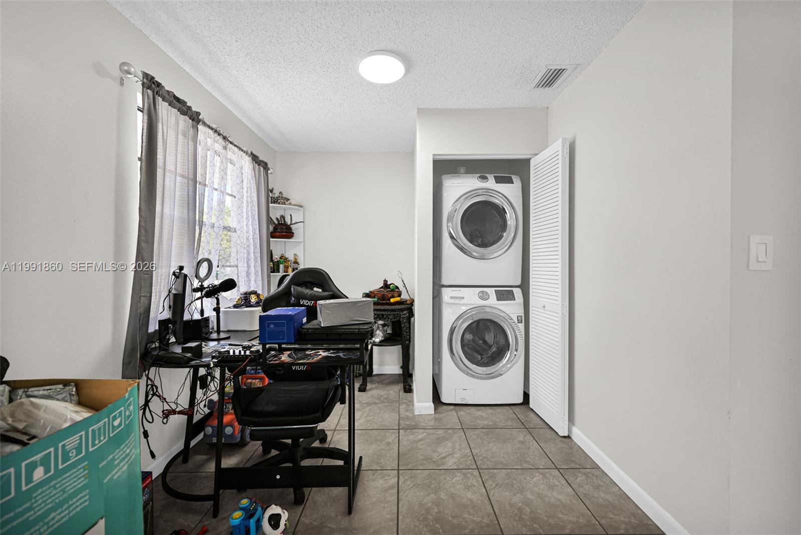   /  1944 sq. ft. $ 2026-03-30 0 Photo