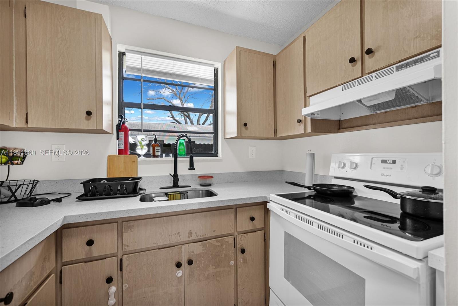  /  1944 sq. ft. $ 2026-03-30 0 Photo