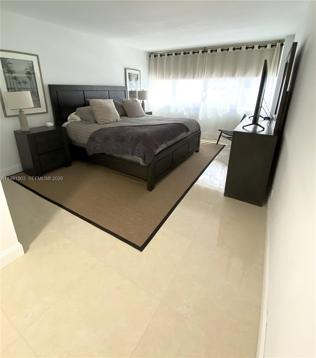 Photo of 2030 Ocean Dr  #821, Hallandale Beach, Florida, 33009 - 