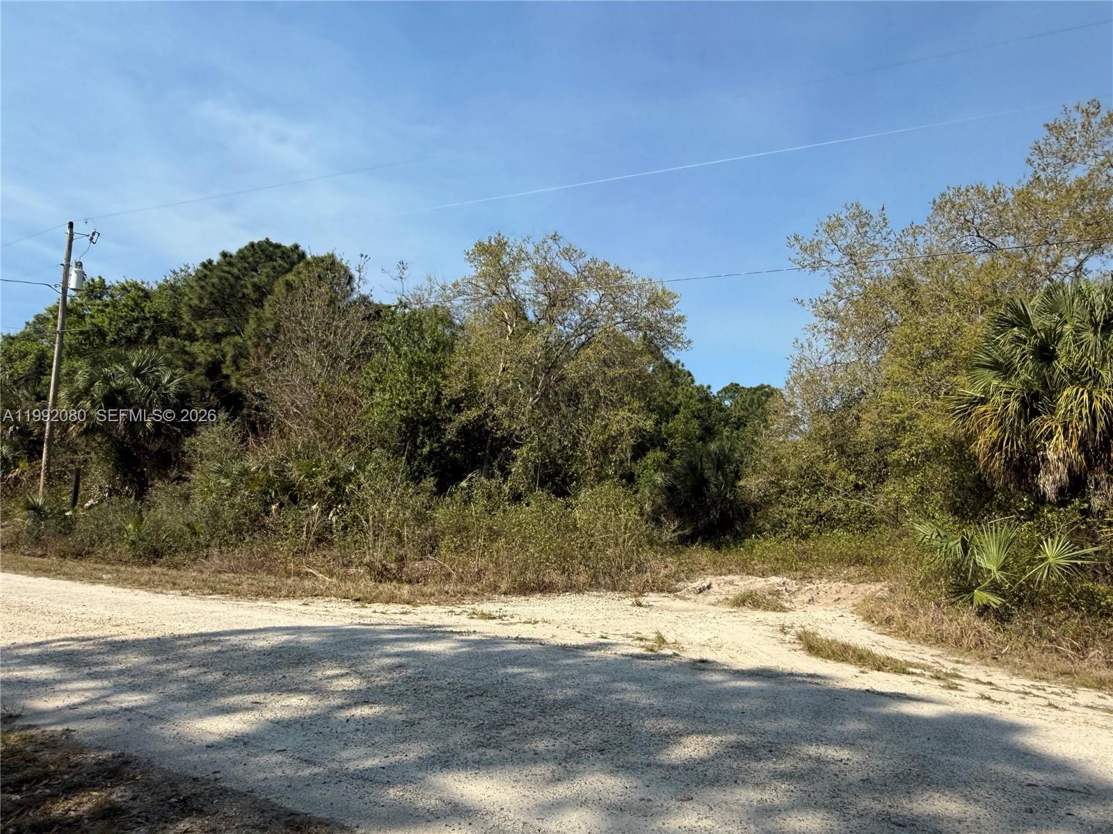   /   кв.футов $ 2026-03-31 0 Фото