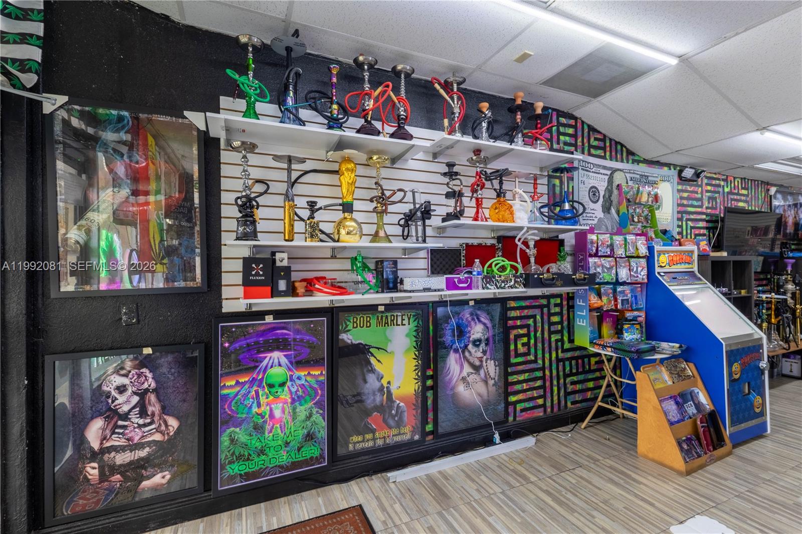   /   кв.футов $ 2026-03-31 0 Фото