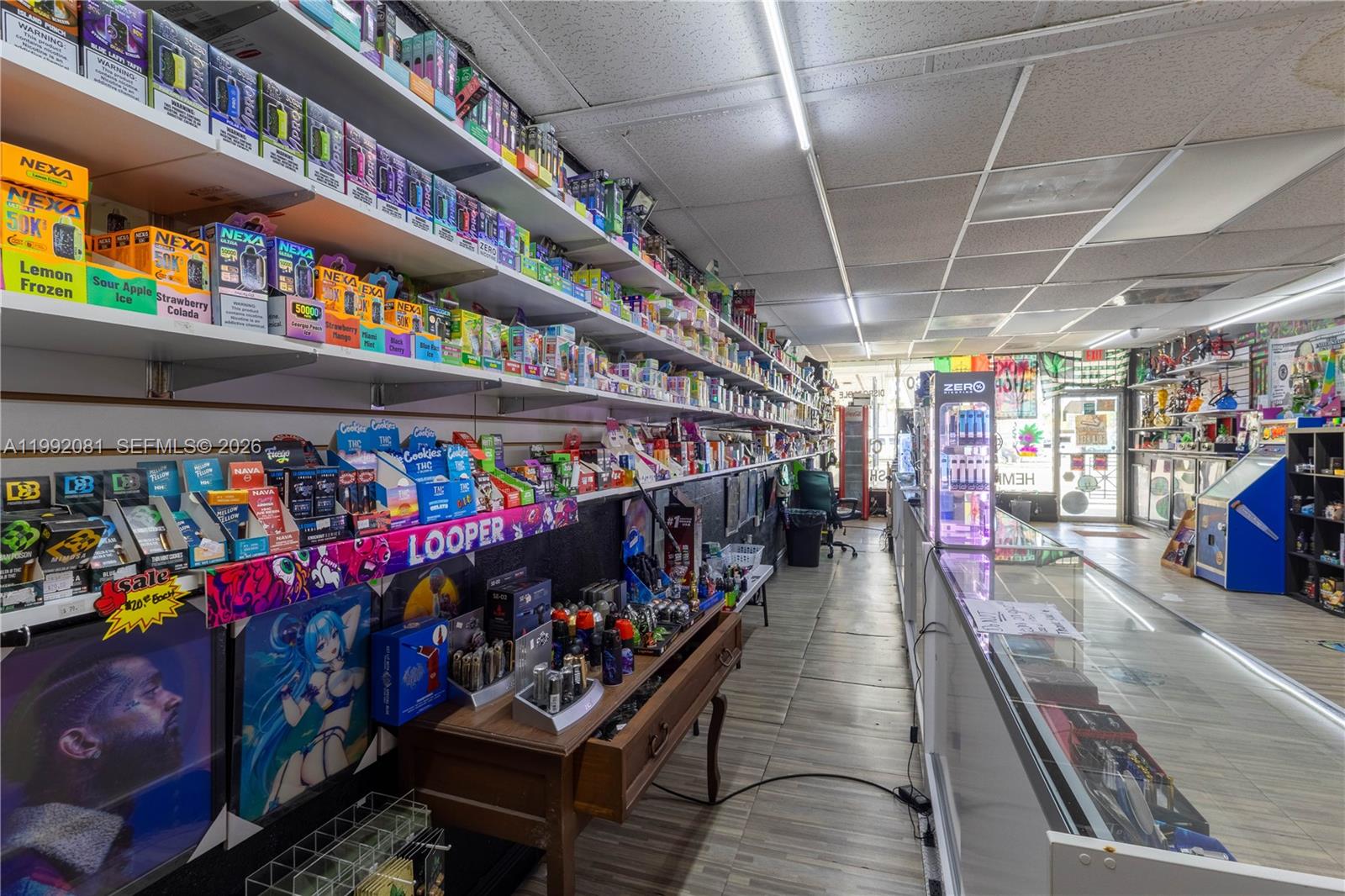   /   кв.футов $ 2026-03-31 0 Фото