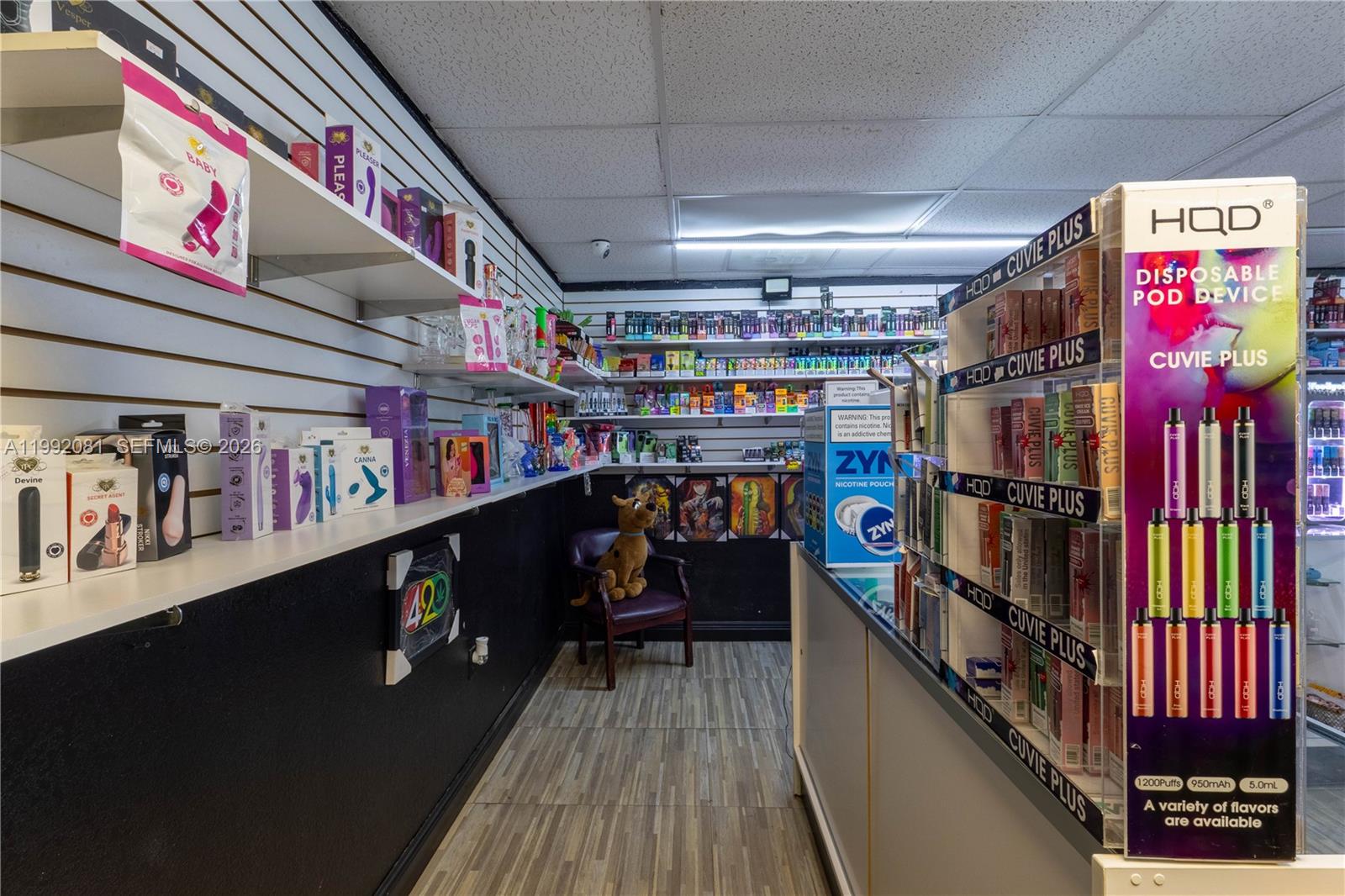   /   кв.футов $ 2026-03-31 0 Фото