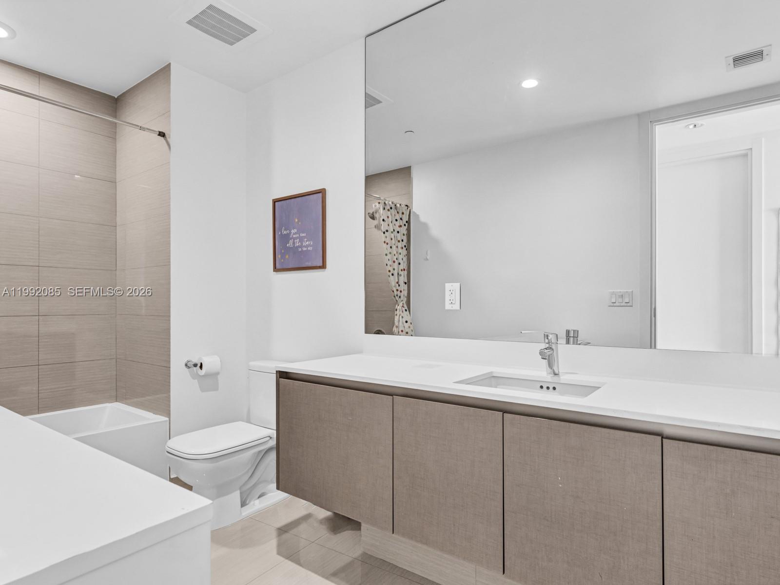 Photo of 3300 188th St  #511, Aventura, Florida, 33180 - 