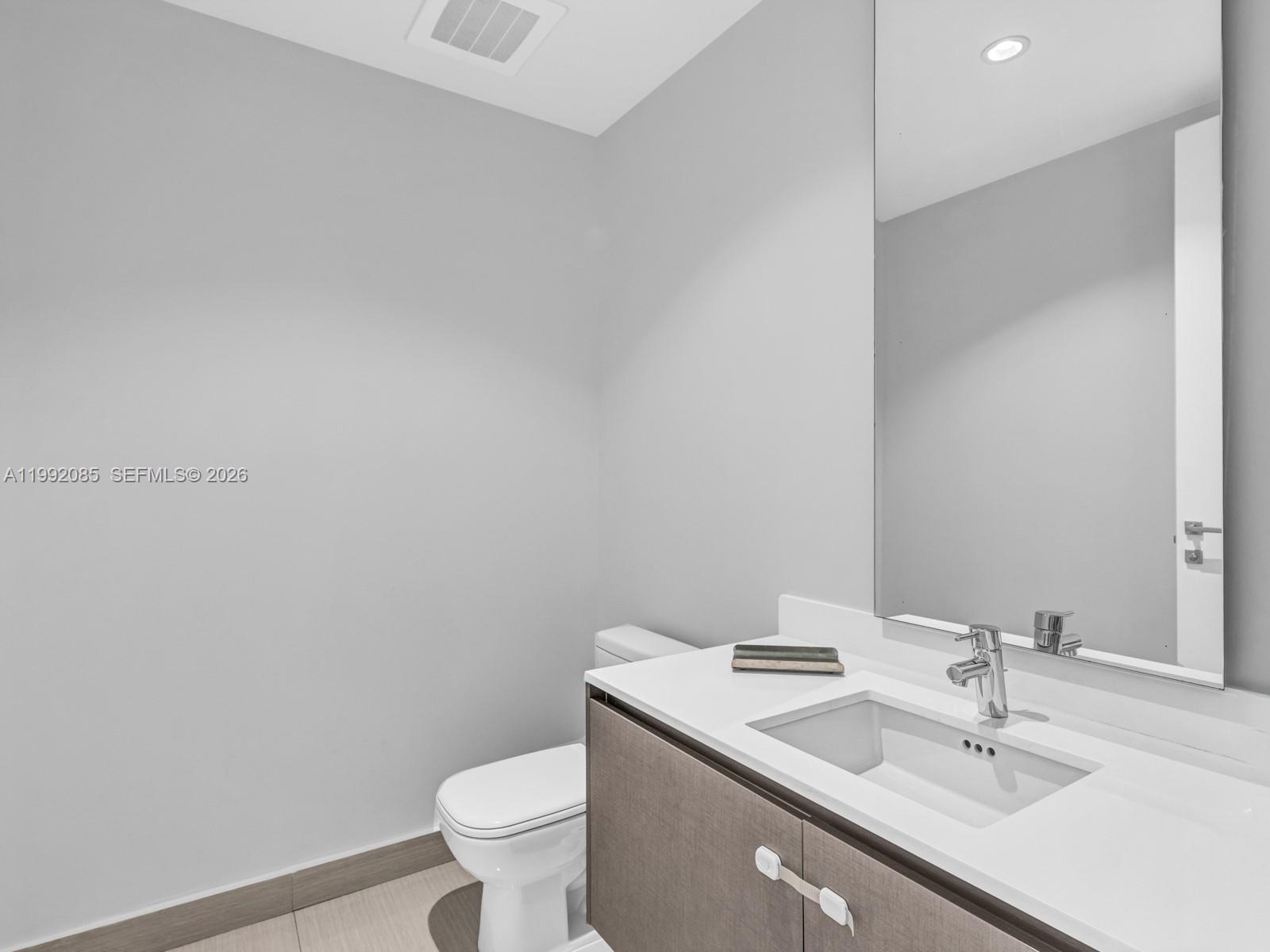 Photo of 3300 188th St  #511, Aventura, Florida, 33180 - 