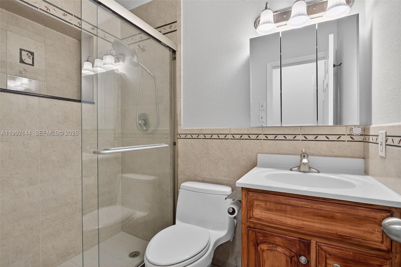   /  2729 кв.футов $ 2026-03-31 0 Фото