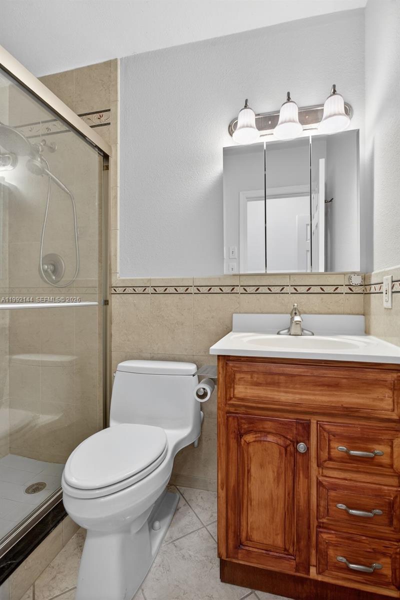   /  2729 кв.футов $ 2026-03-31 0 Фото