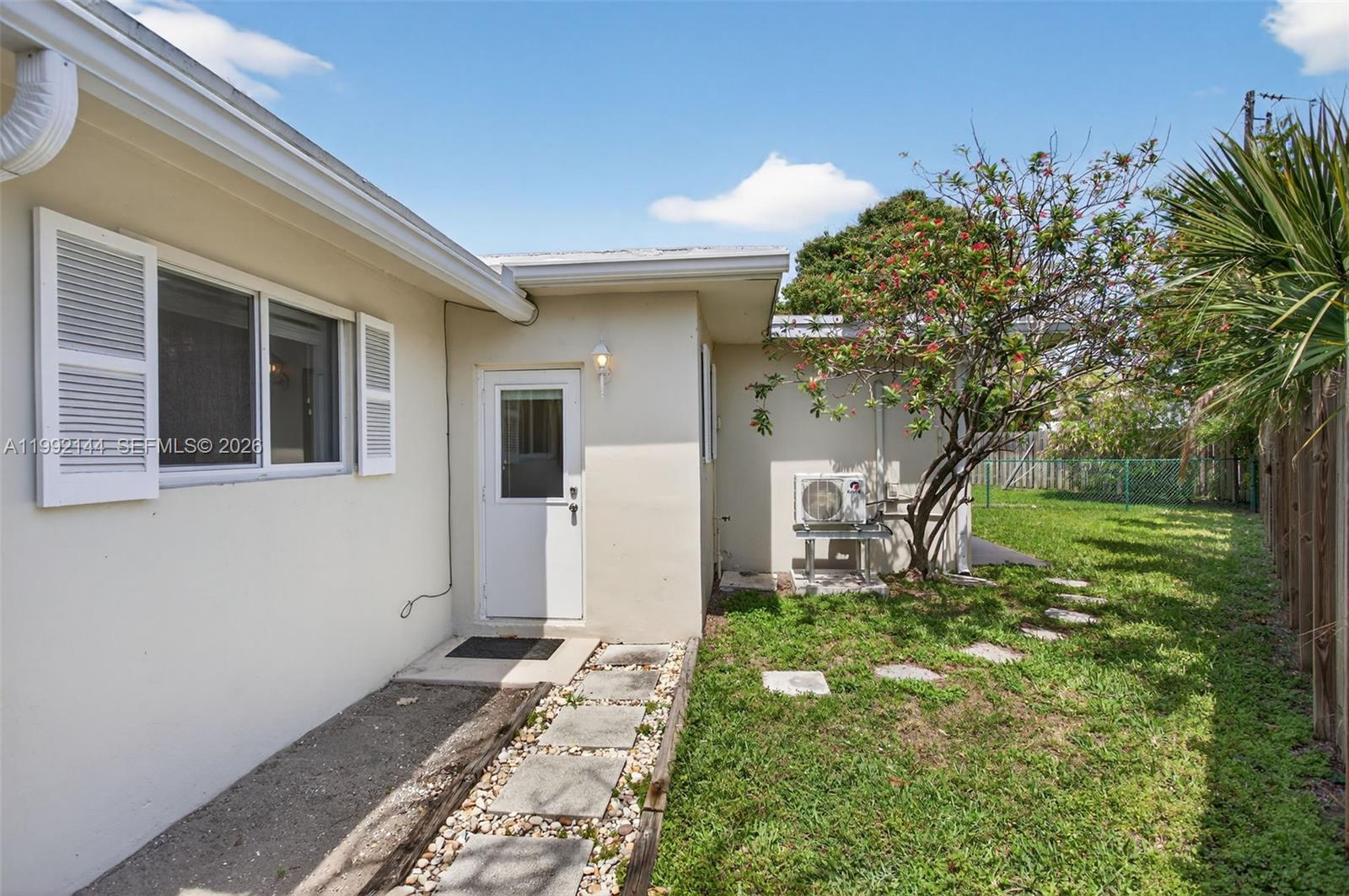   /  2729 кв.футов $ 2026-03-31 0 Фото