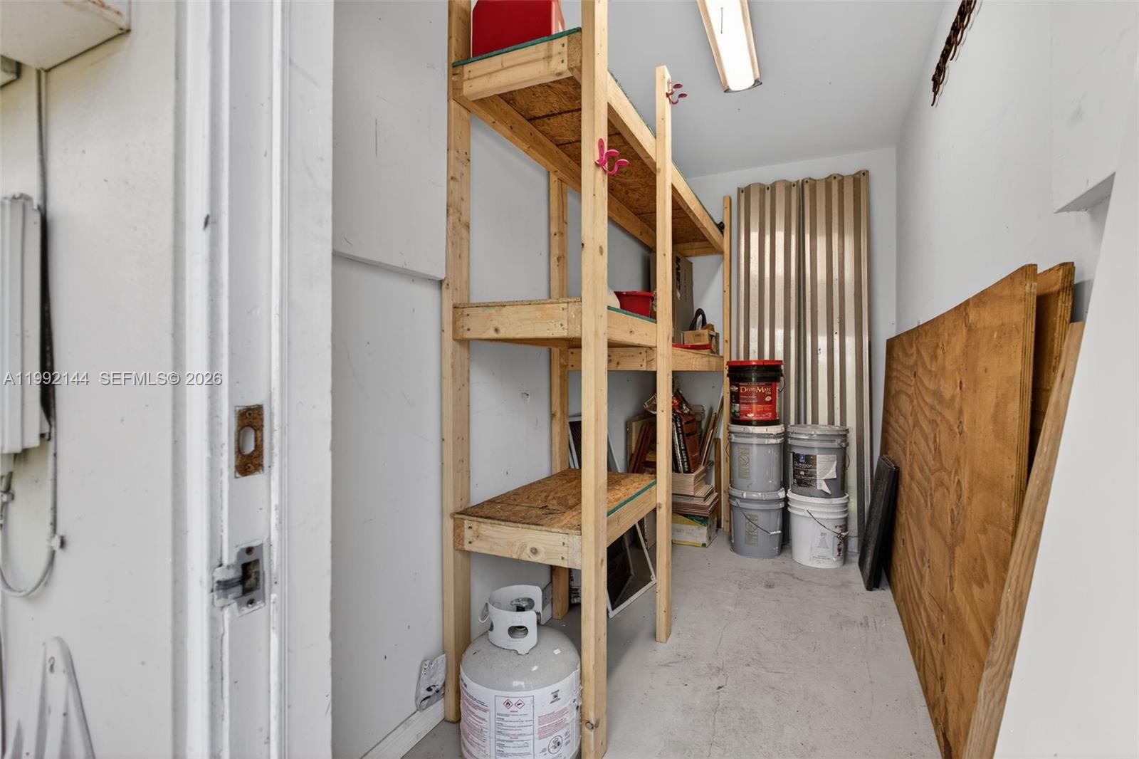   /  2729 кв.футов $ 2026-03-31 0 Фото