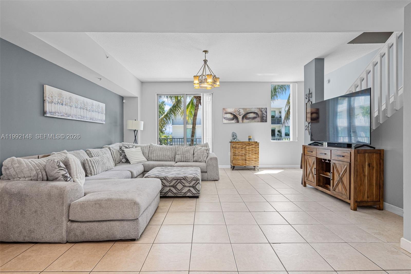 Photo of 2134 Van Buren St (2134), Hollywood, Florida, 33020 - Open living space