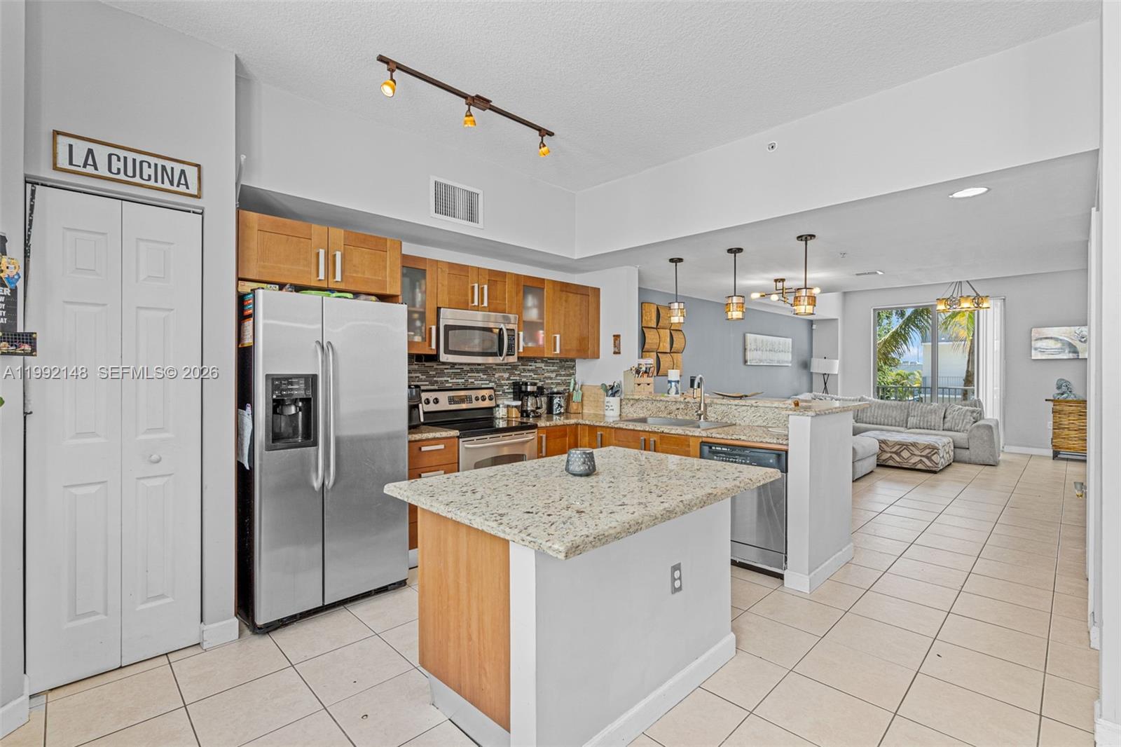 Photo of 2134 Van Buren St (2134), Hollywood, Florida, 33020 - Kitchen overview