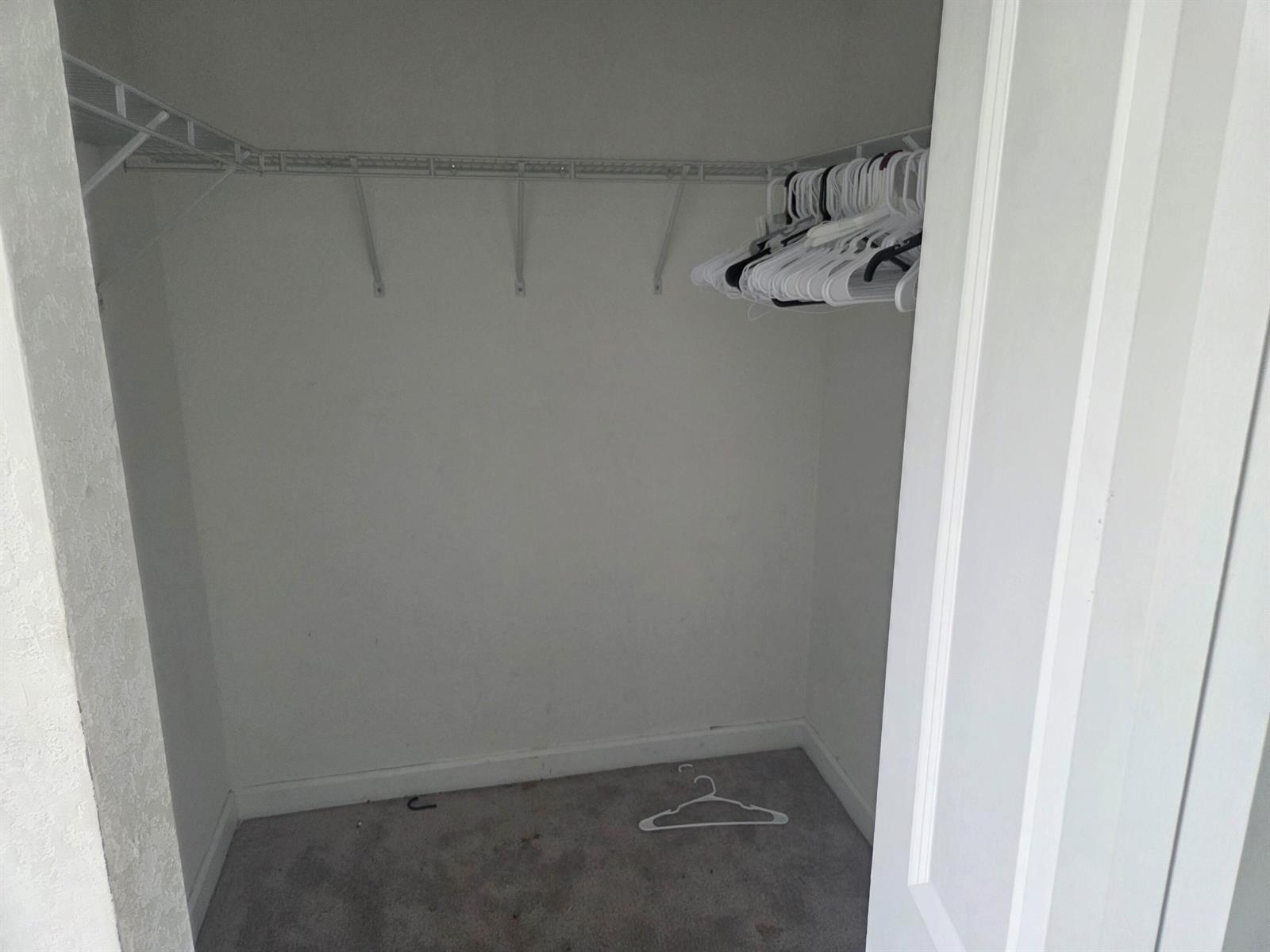 Ver detalles 23317 3 / 1545 sq. ft. $ 2026-04-19 0 foto