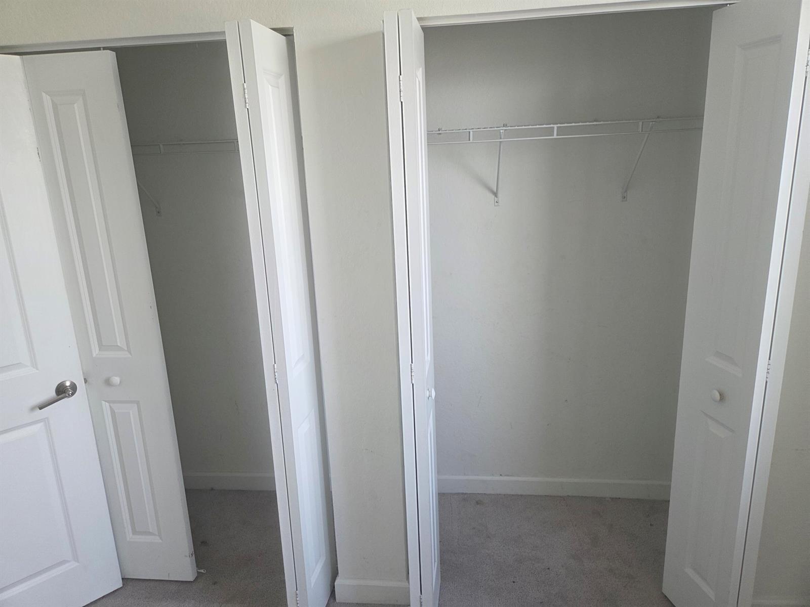 Ver detalles 23317 3 / 1545 sq. ft. $ 2026-04-19 0 foto