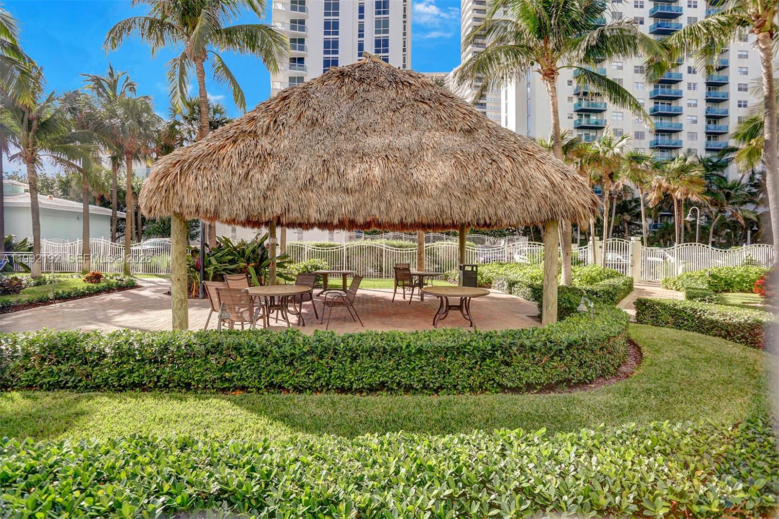 Photo of 3901 Ocean Dr  #15C, Hollywood, Florida, 33019 - TIKI HUT LOUNGE