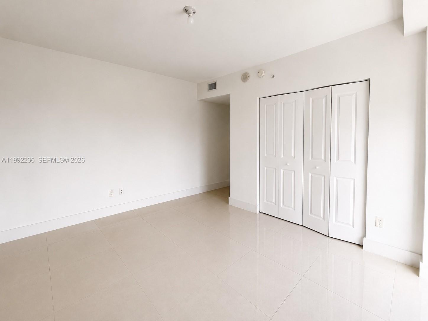 Photo of 400 Sunny Isles Blvd  #819, Sunny Isles Beach, Florida, 33160 - 