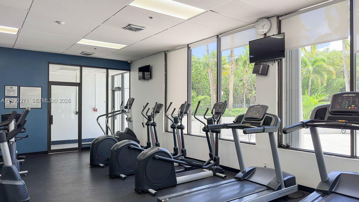 See details 210 1 / 2 991 sq. ft. $ 2026-04-23 0 Photo