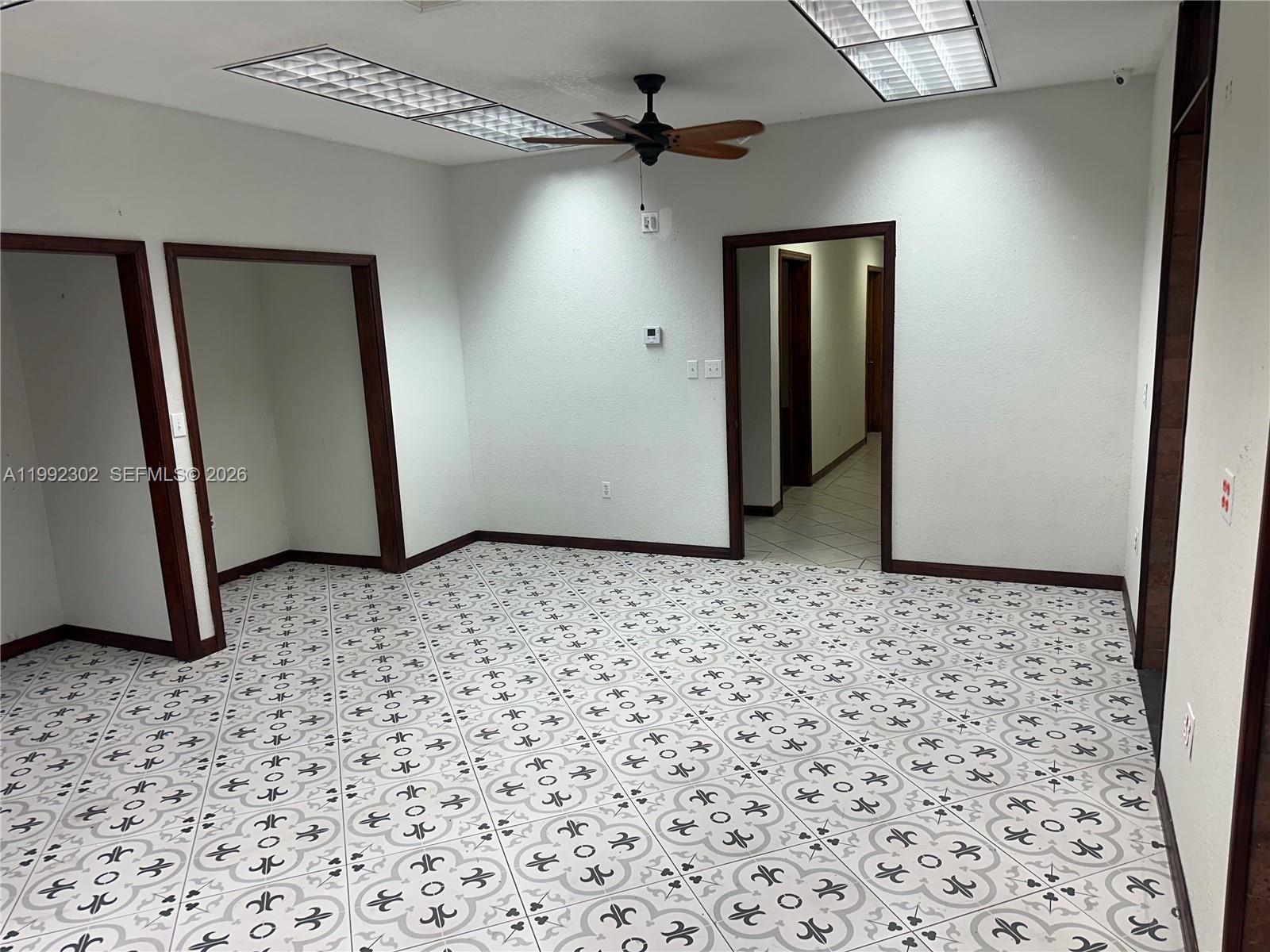   /   sq. ft. $ 2026-03-31 0 foto