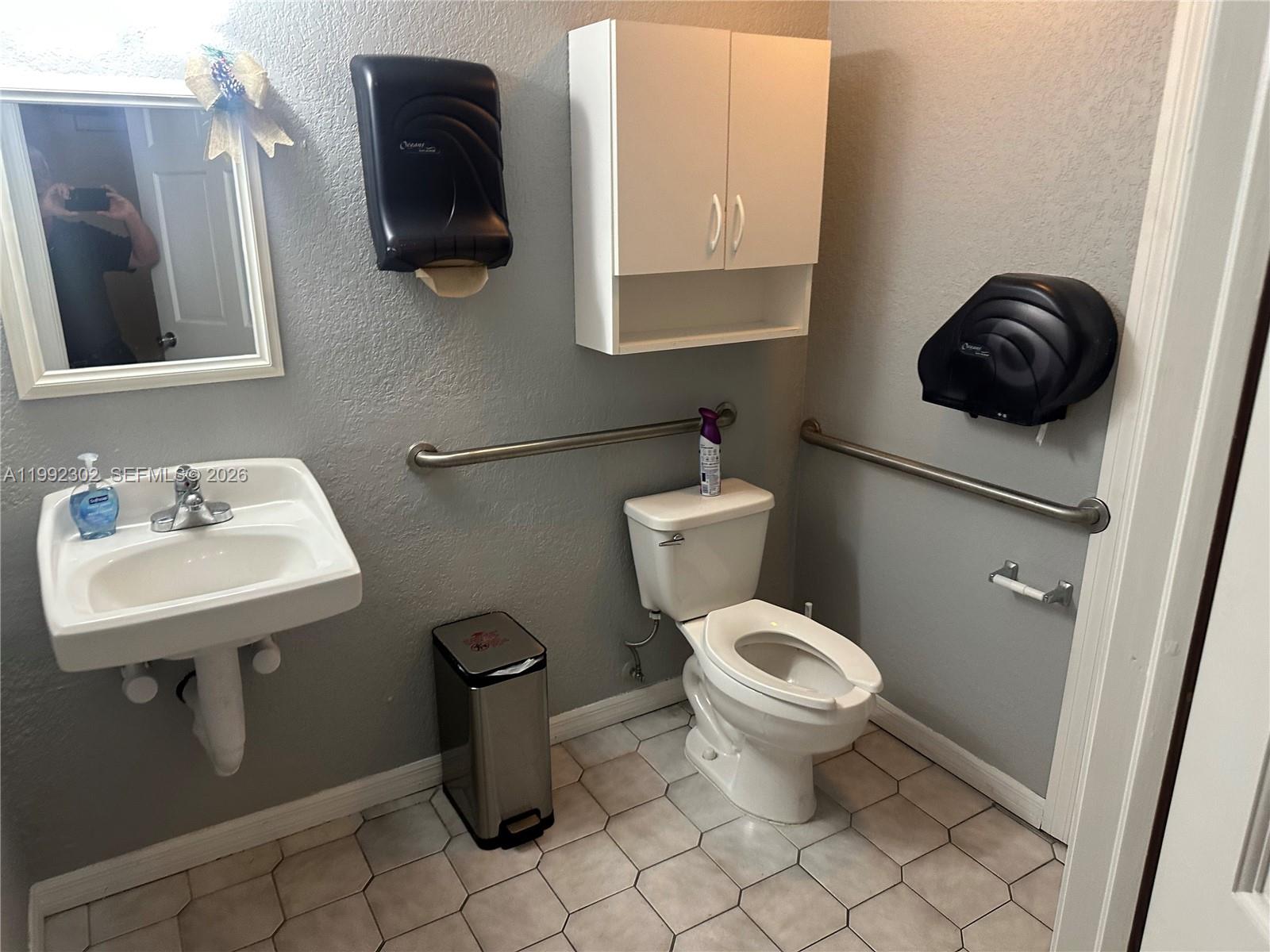   /   sq. ft. $ 2026-03-31 0 foto