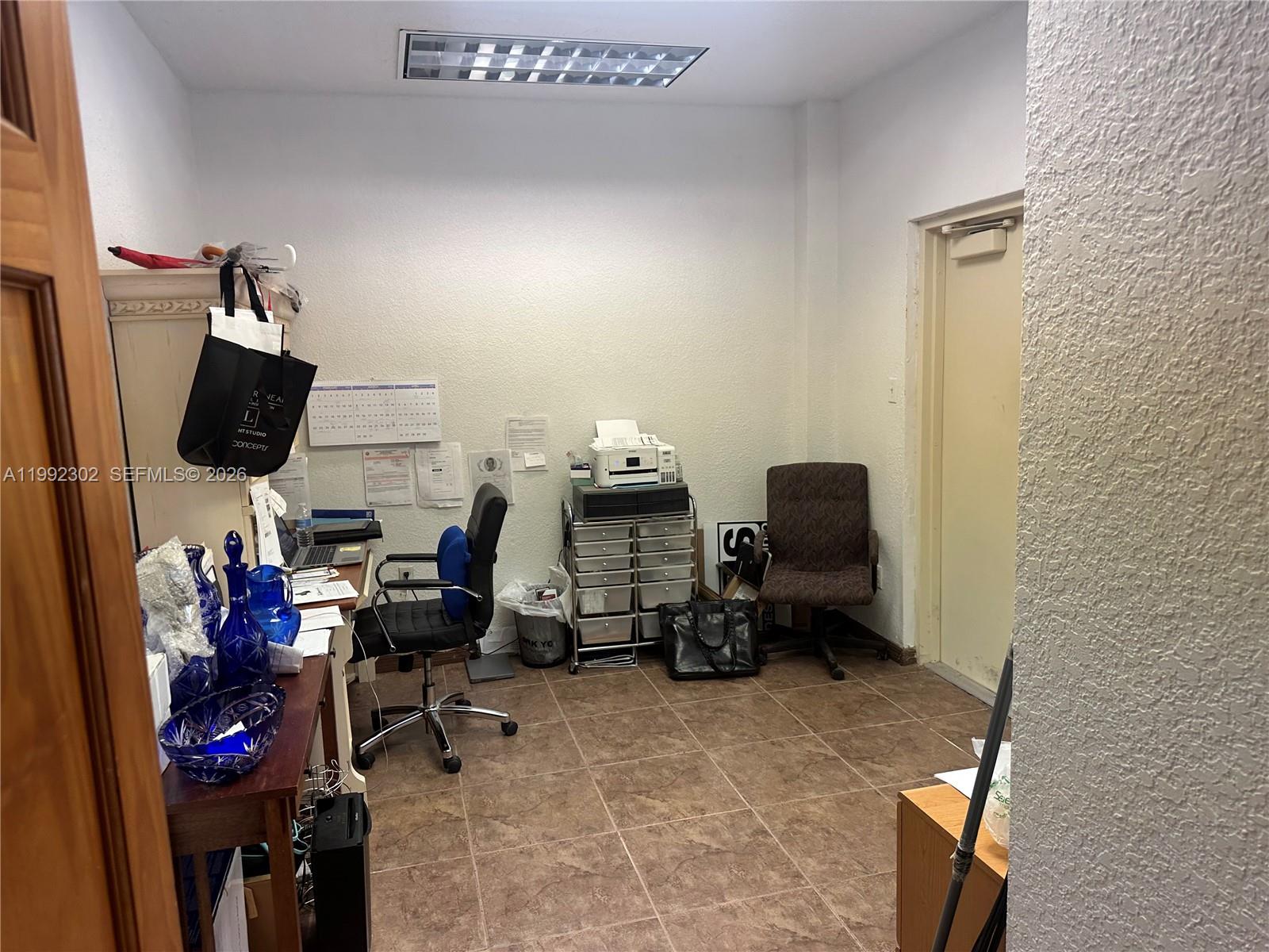   /   sq. ft. $ 2026-03-31 0 foto