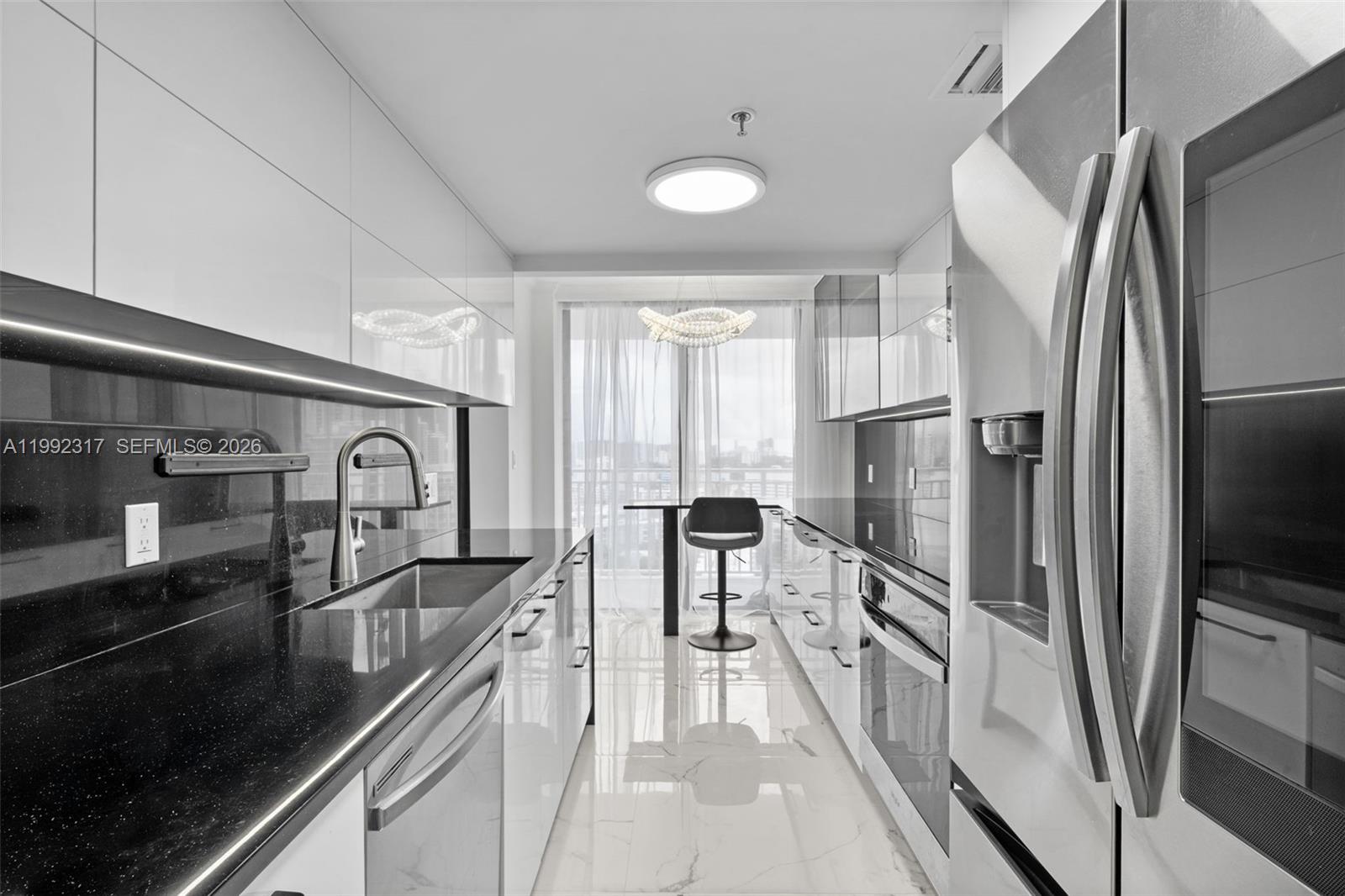 2112 2 / 2 1507 sq. ft. $ 2026-03-31 0 Photo