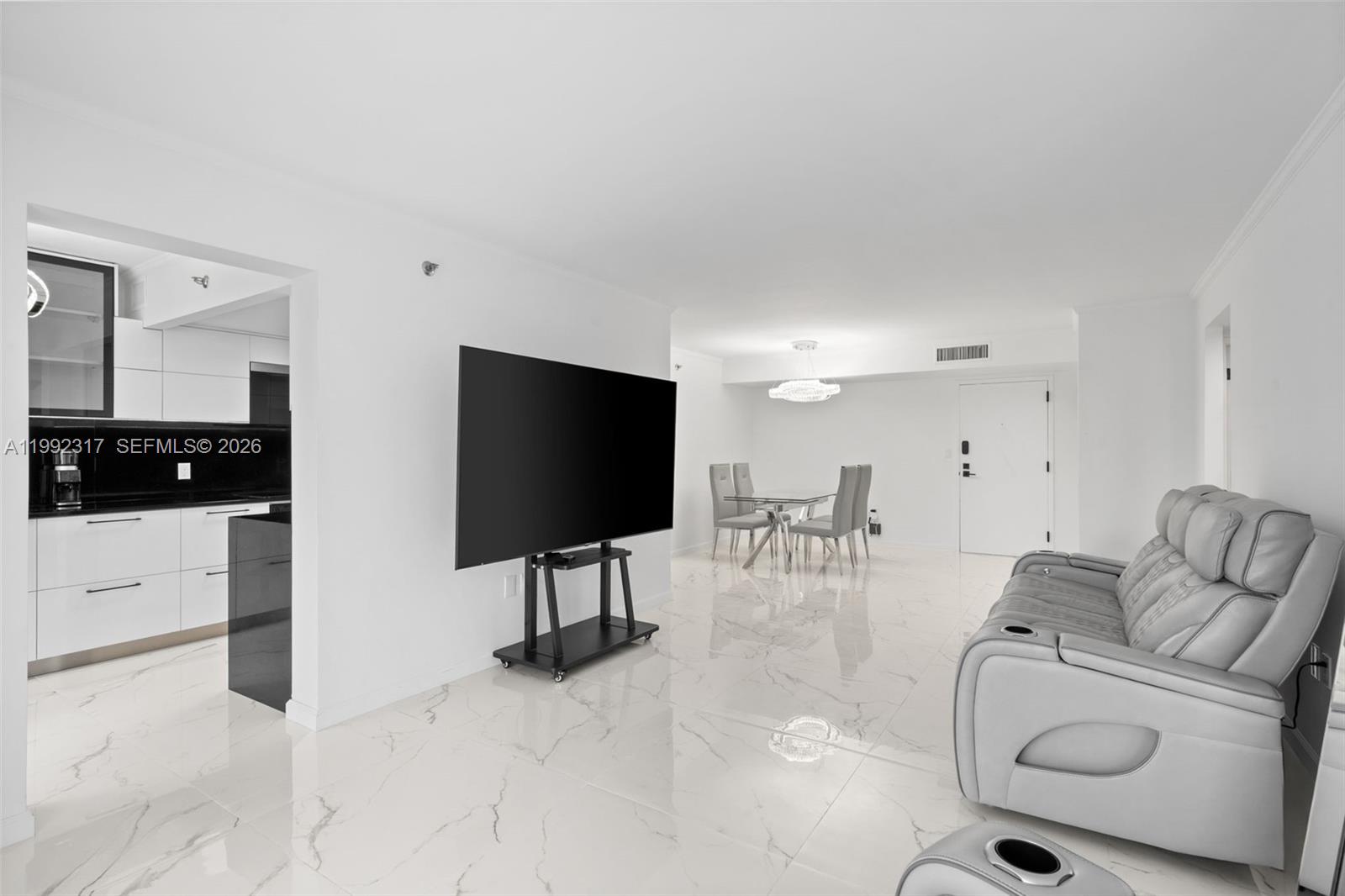 2112 2 / 2 1507 sq. ft. $ 2026-03-31 0 Photo