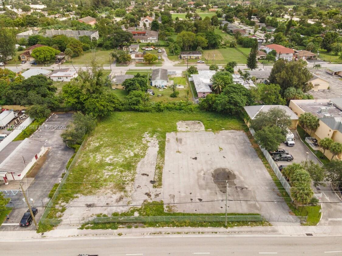   /   кв.футов $ 2026-03-31 0 Фото