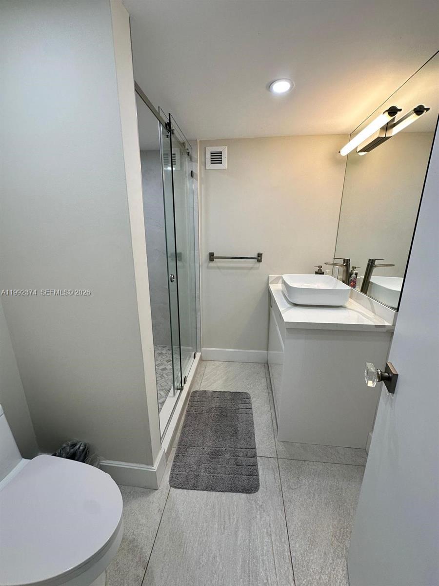 Photo of 2751 Ocean Dr  #508S, Hollywood, Florida, 33019 - 