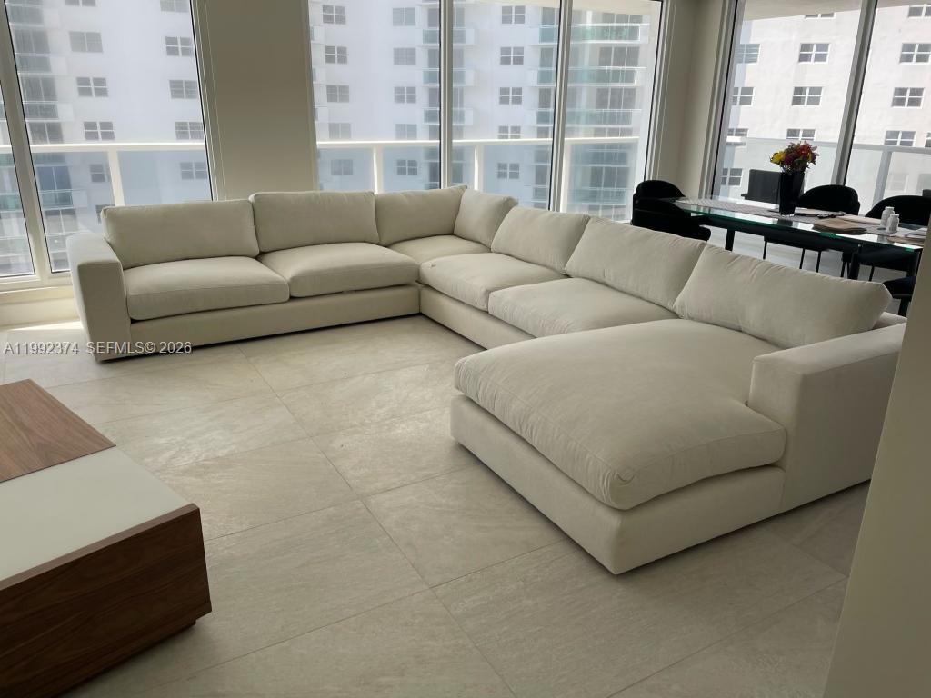 Photo of 2751 Ocean Dr  #508S, Hollywood, Florida, 33019 - 