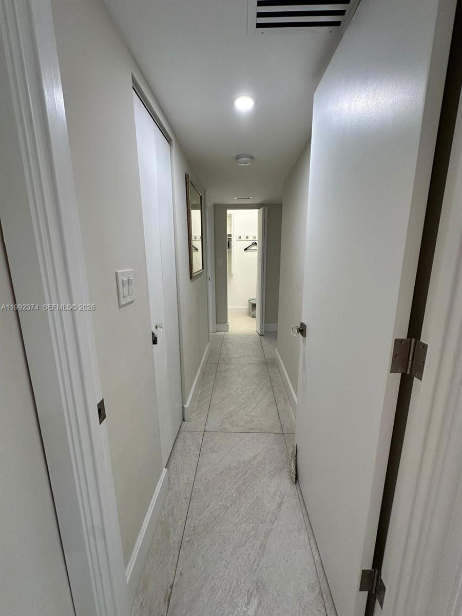 Photo of 2751 Ocean Dr  #508S, Hollywood, Florida, 33019 - 