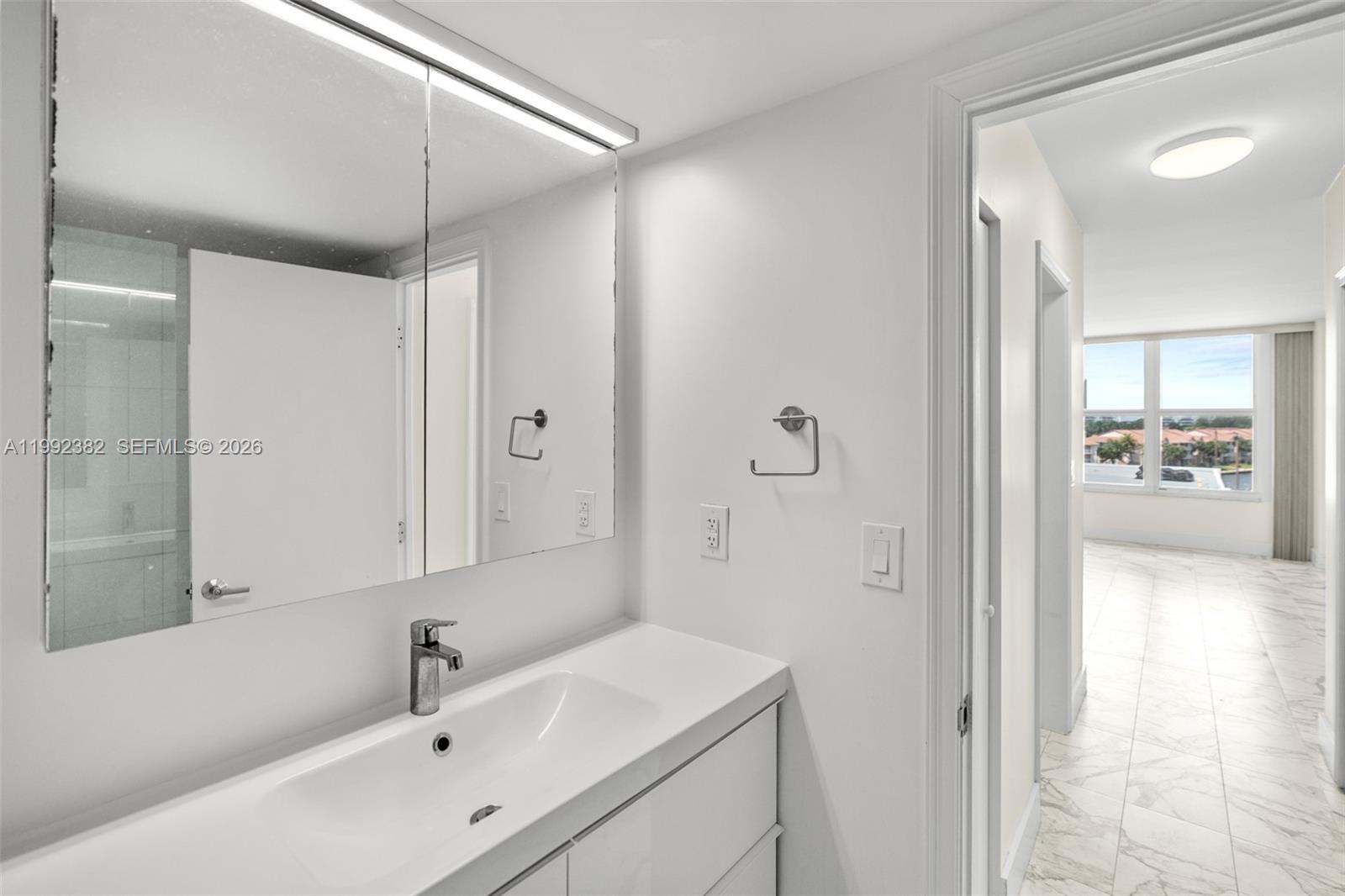 Photo of 3800 S Ocean Dr  #522, Hollywood, Florida, 33019 - 