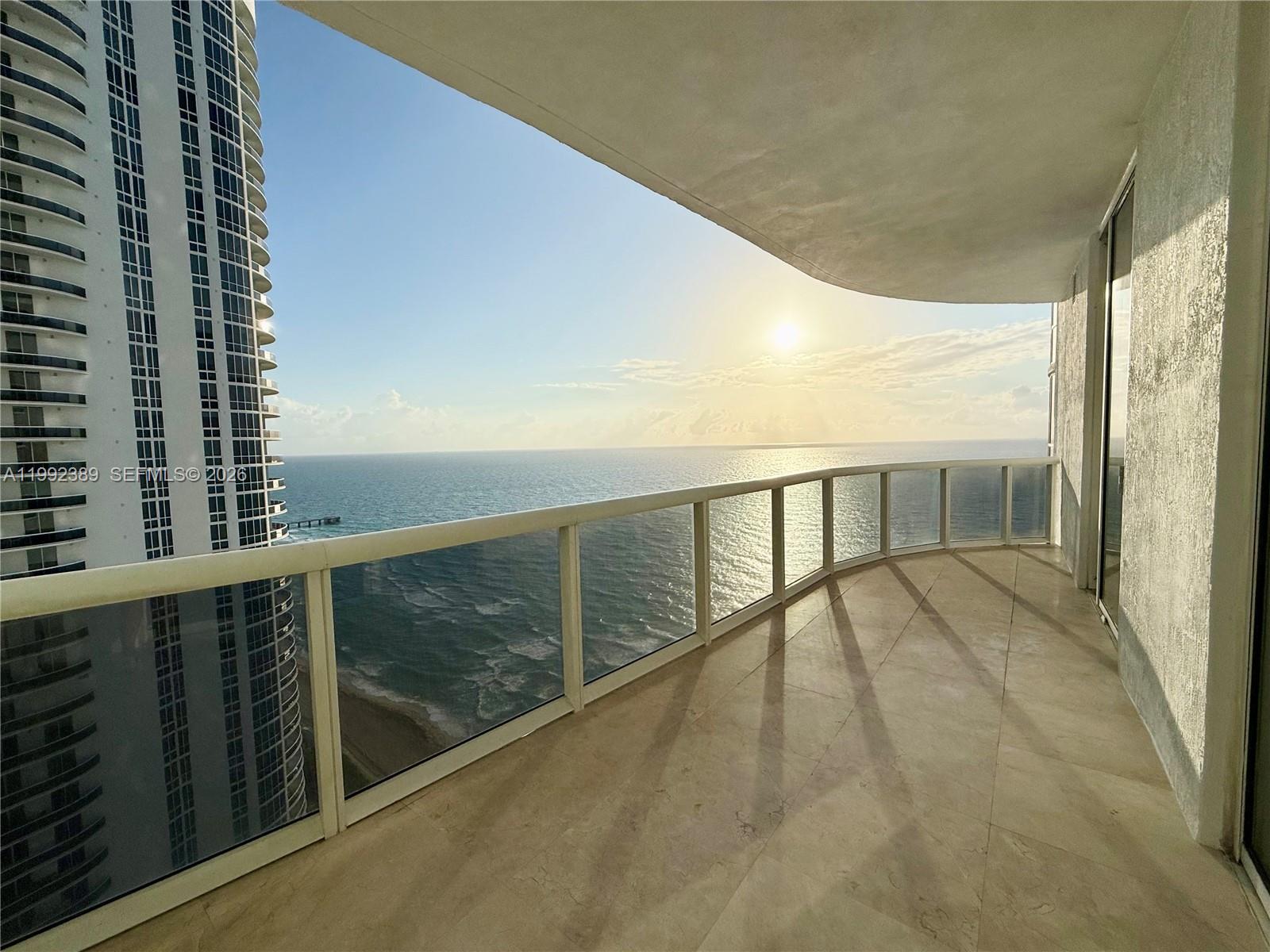 See details 2802 3 / 4 1979 sq. ft. $ 2026-05-27 0 Photo
