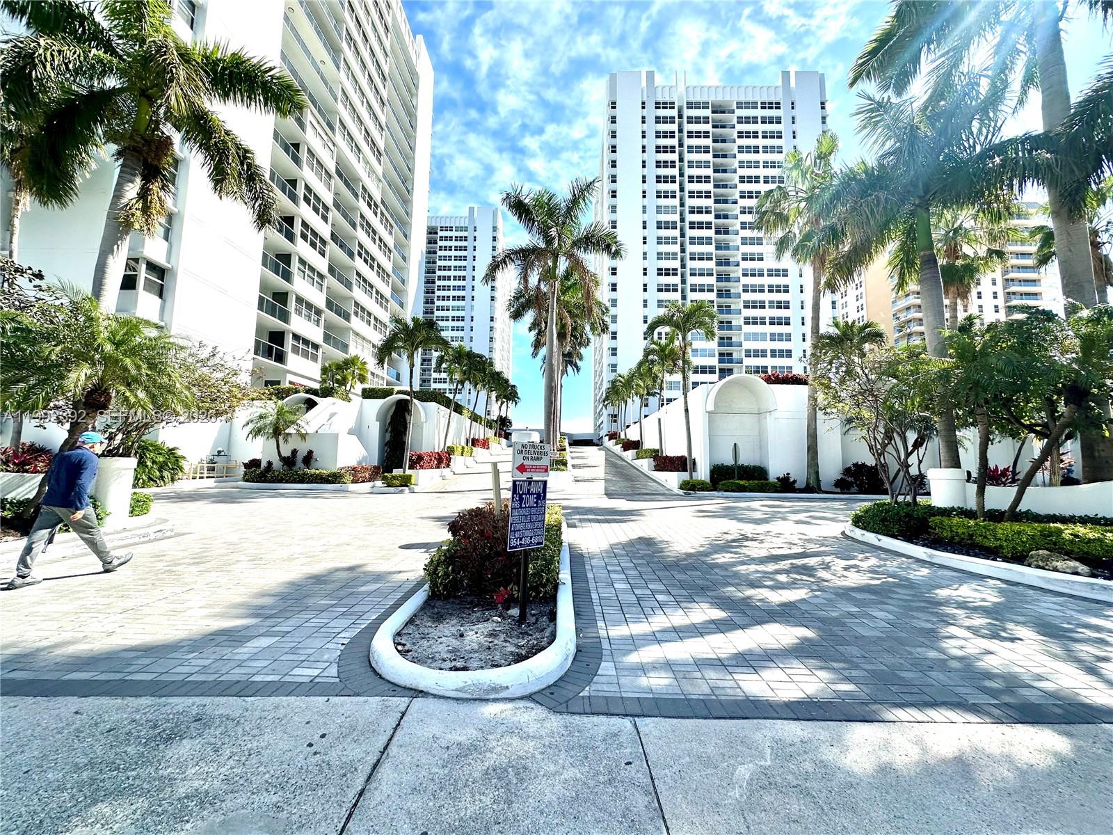 Photo of 1904 Ocean Dr #701, Hallandale Beach, Florida, 33009 -